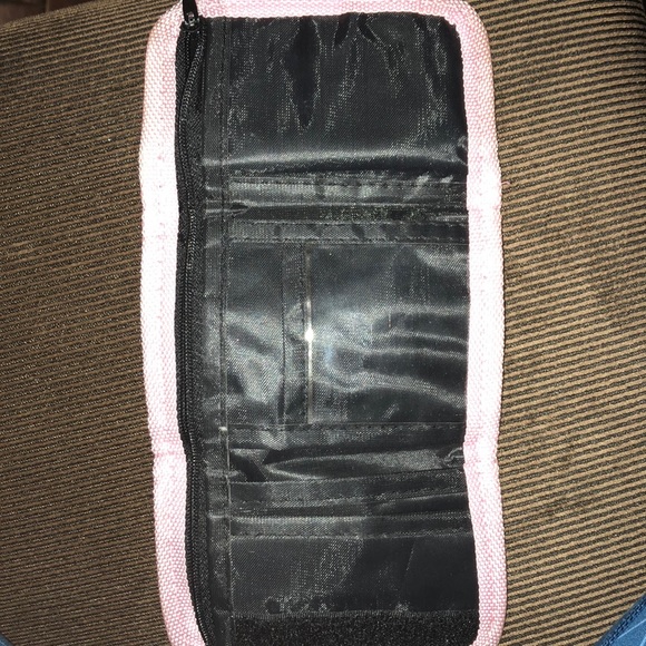 Wallet - Picture 3 of 3